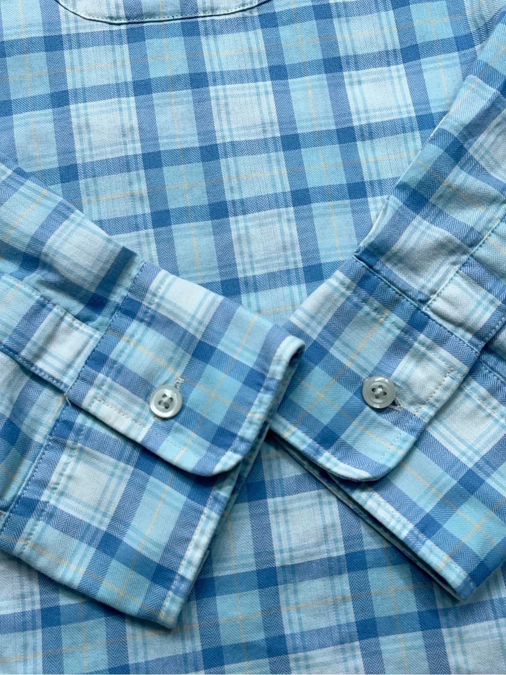 FAHERTY Button Down Shirt Mens Size Medium Long Sleeve Blue Plaid Huckberry - Picture 10 of 15
